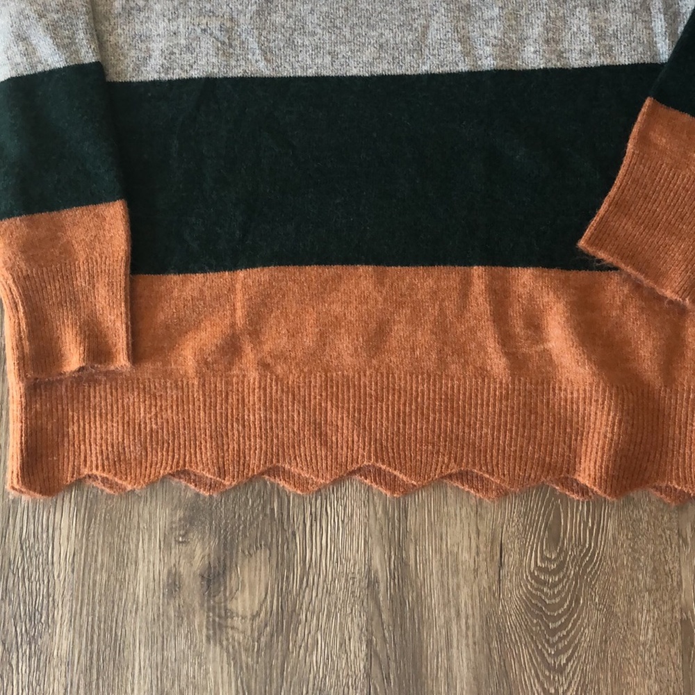 Nwot Andree By Unit Gray Green Rust And White Sca… - image 3